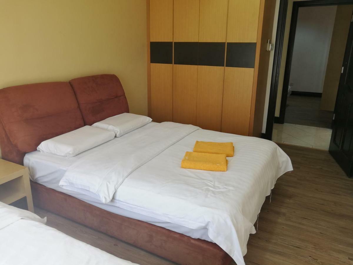 Pangsapuri 362 m² dengan 3 bilik tidur dan 2 bilik mandi peribadi di Central Business District Kota Kinabalu Luaran gambar