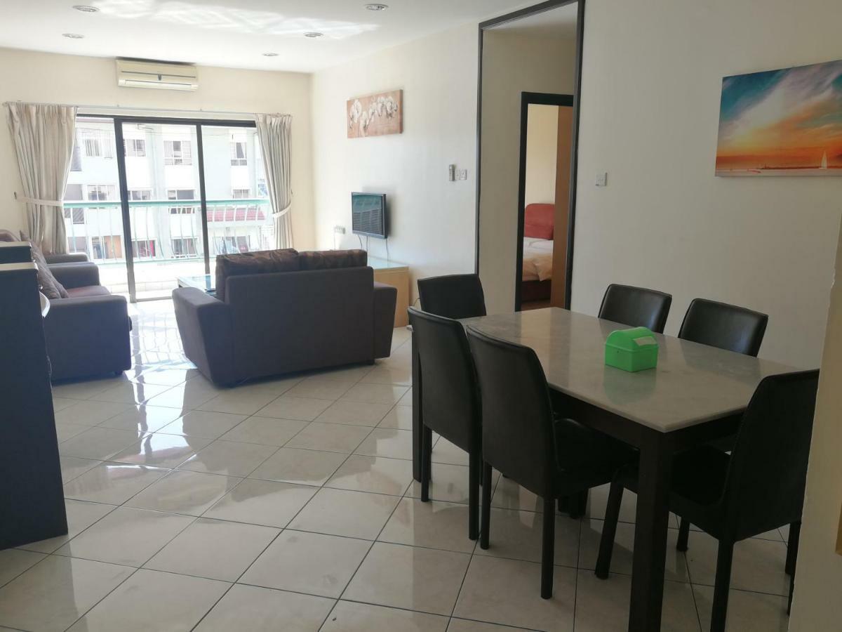 Pangsapuri 362 m² dengan 3 bilik tidur dan 2 bilik mandi peribadi di Central Business District Kota Kinabalu Luaran gambar